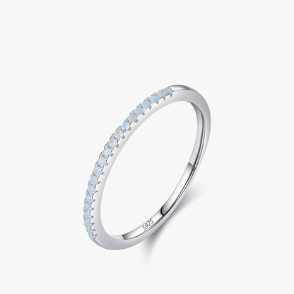 Elegant Sparkle Solitaire Ring 