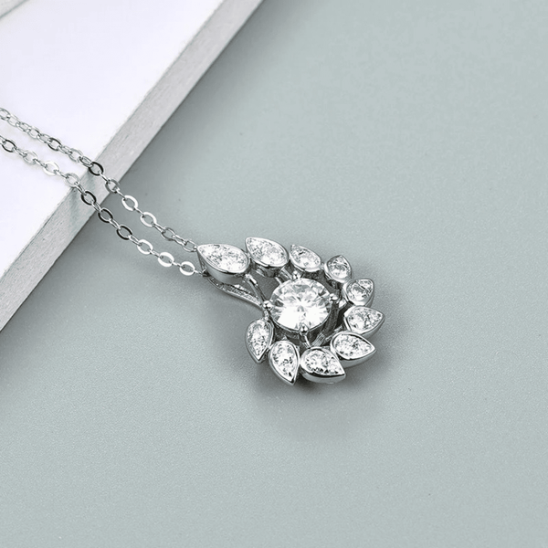 Elegant Spiral Flower Necklace 