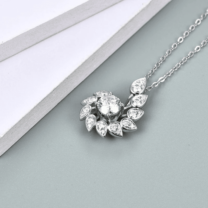 Elegant Spiral Flower Necklace 