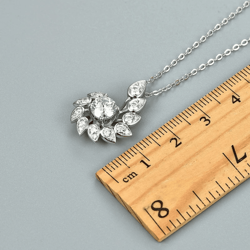 Elegant Spiral Flower Necklace 