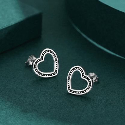 Heart Silhouette Black Elegance Earrings 
