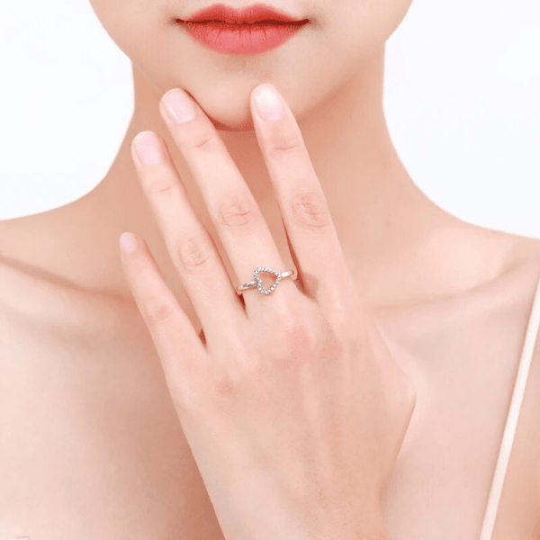 Heart's Sparkle Solitaire Ring 