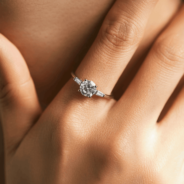 Moissanite Solitaire Sparkle 