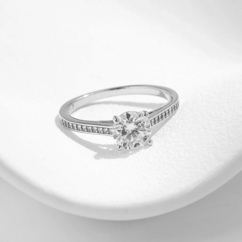 Moissanite Splendor Solitaire Ring 