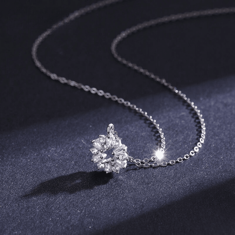 Snowflake Halo Pendant Elegance 