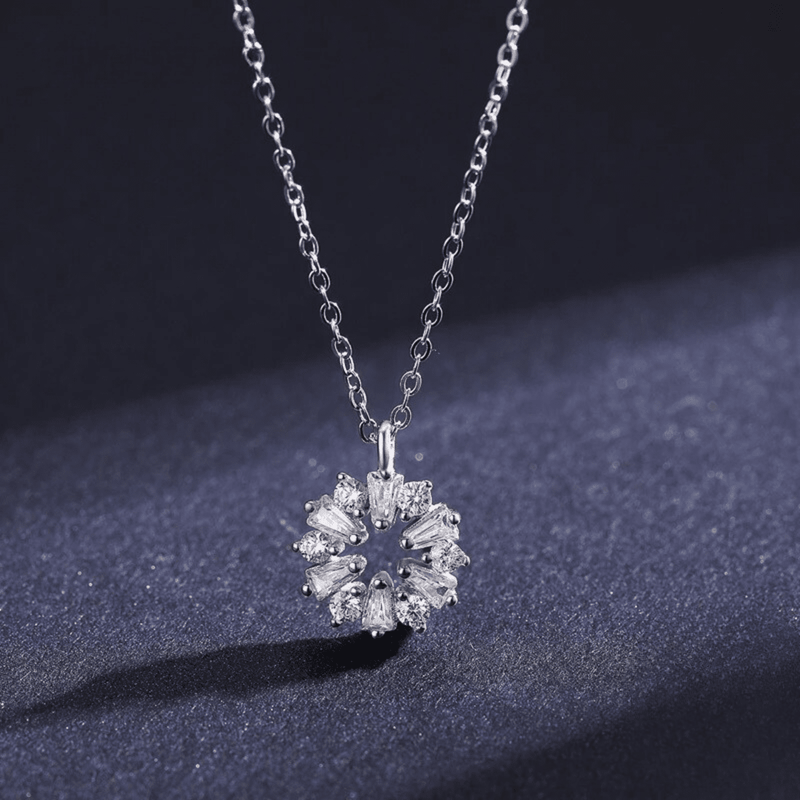 Snowflake Halo Pendant Elegance 